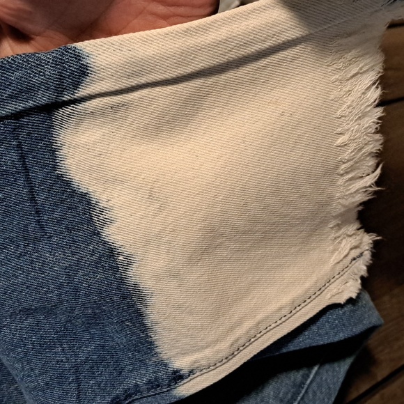 New High waisted distressed jeans - Picture 12 of 15